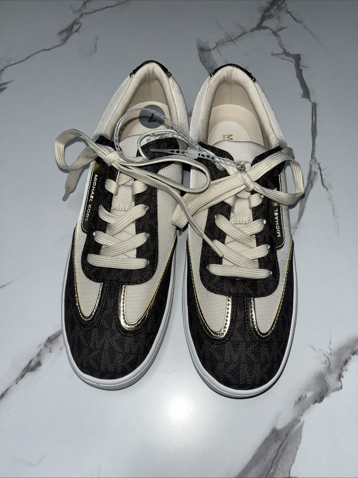 Michael Kors Low Top Lace Up Sneakers Ivory/Cream Brown Gold Logo Women 7 NWOB