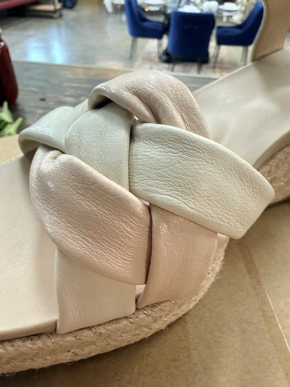 Vionic Women’s Saratoga Camel/cream Wedge Sandals 10W