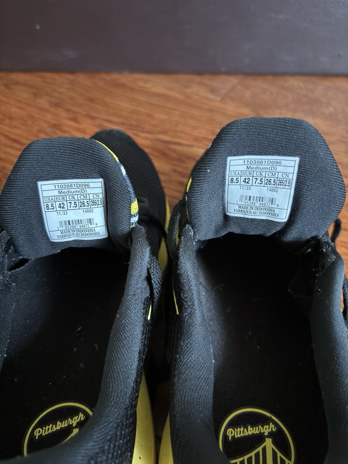Brooks Revel 6 Women’s Size 8.5 Black Yellow Pittsburg Running Shoes