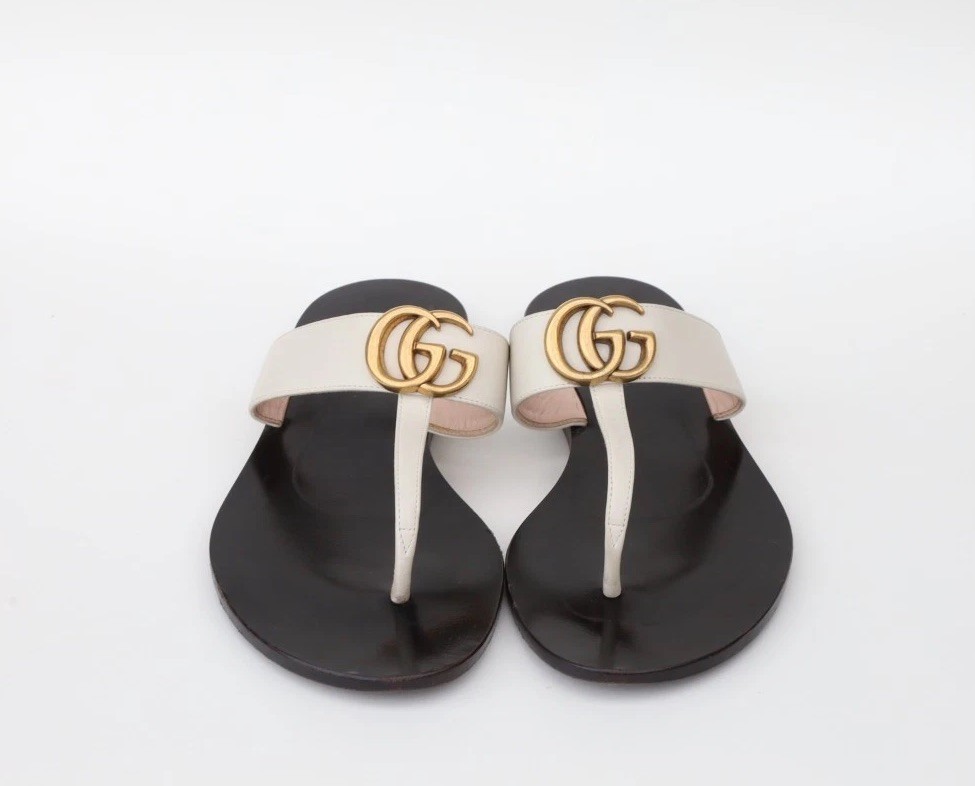 Gucci Marmont GG Thong Sandals Slides Size 38/ US 8 in Black White Ivory Leather