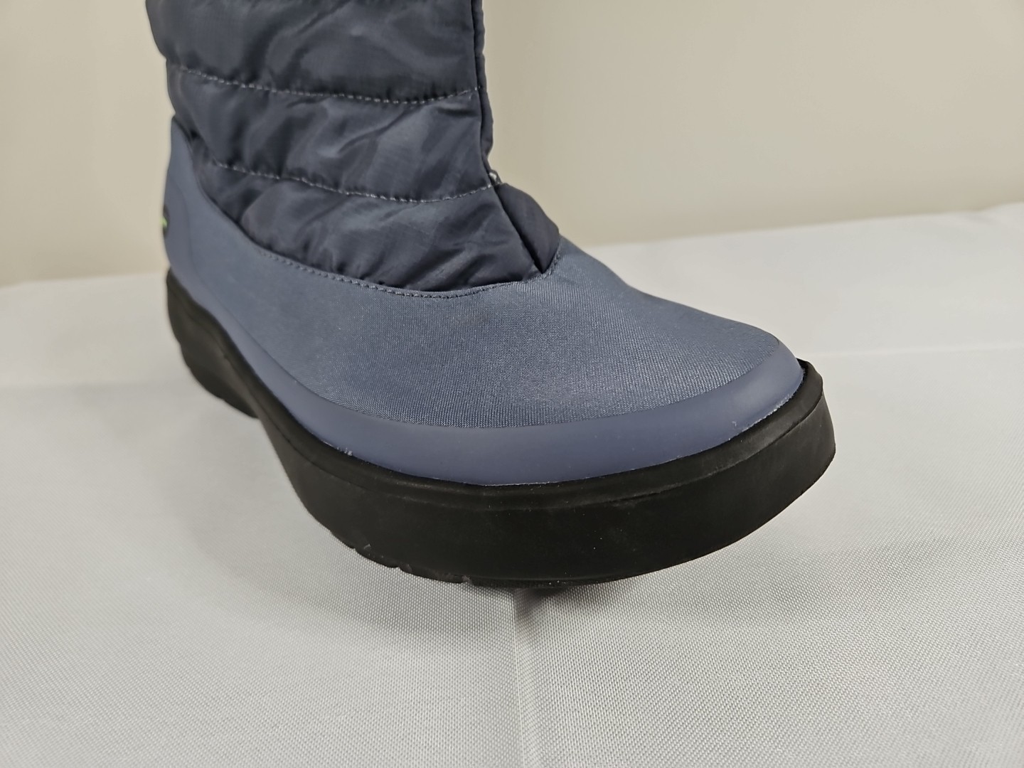 Blue Quilted Textile OOFOS OOmg Recovery Tall Winter Boots US 6.5