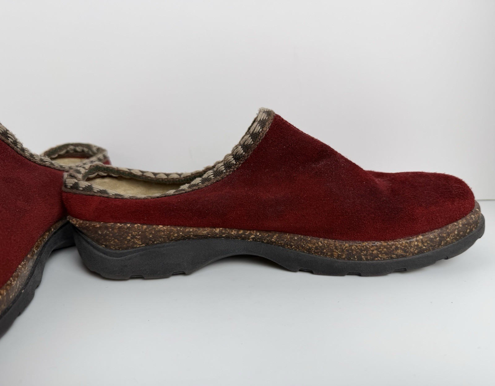 I Love Comfort Red Suede Leather Clogs Mules Slip On Comfort Shoes Women 8.5