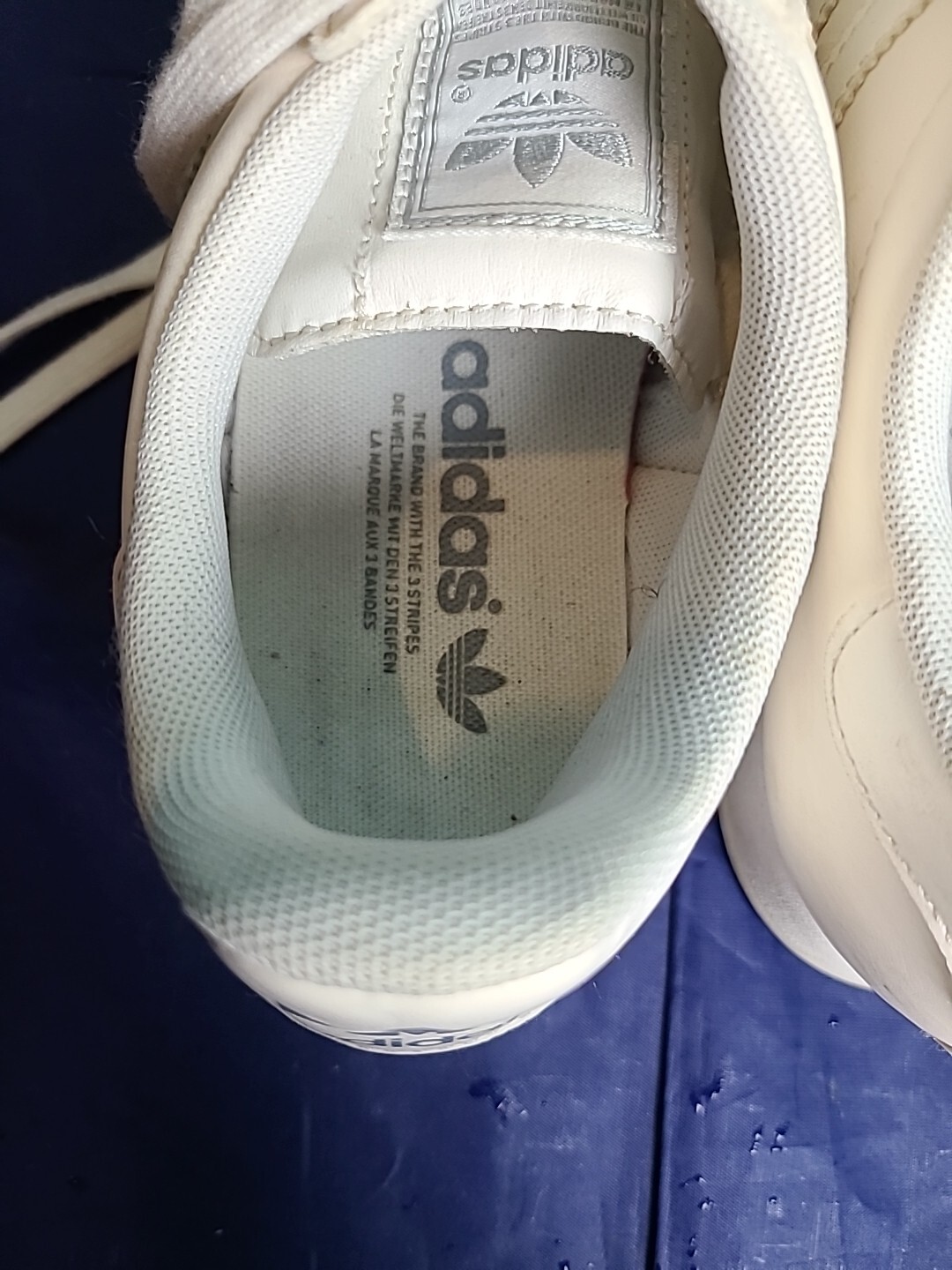 Adidas Triple White Samoa OG Low Top Women’s Size 9.5-Clean
