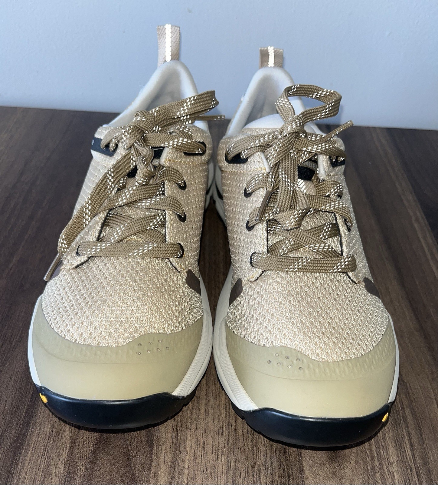 Danner 63352 Trailcomber Trail Shoe Women’s Size 7.0 M Wheat Bronze Sample