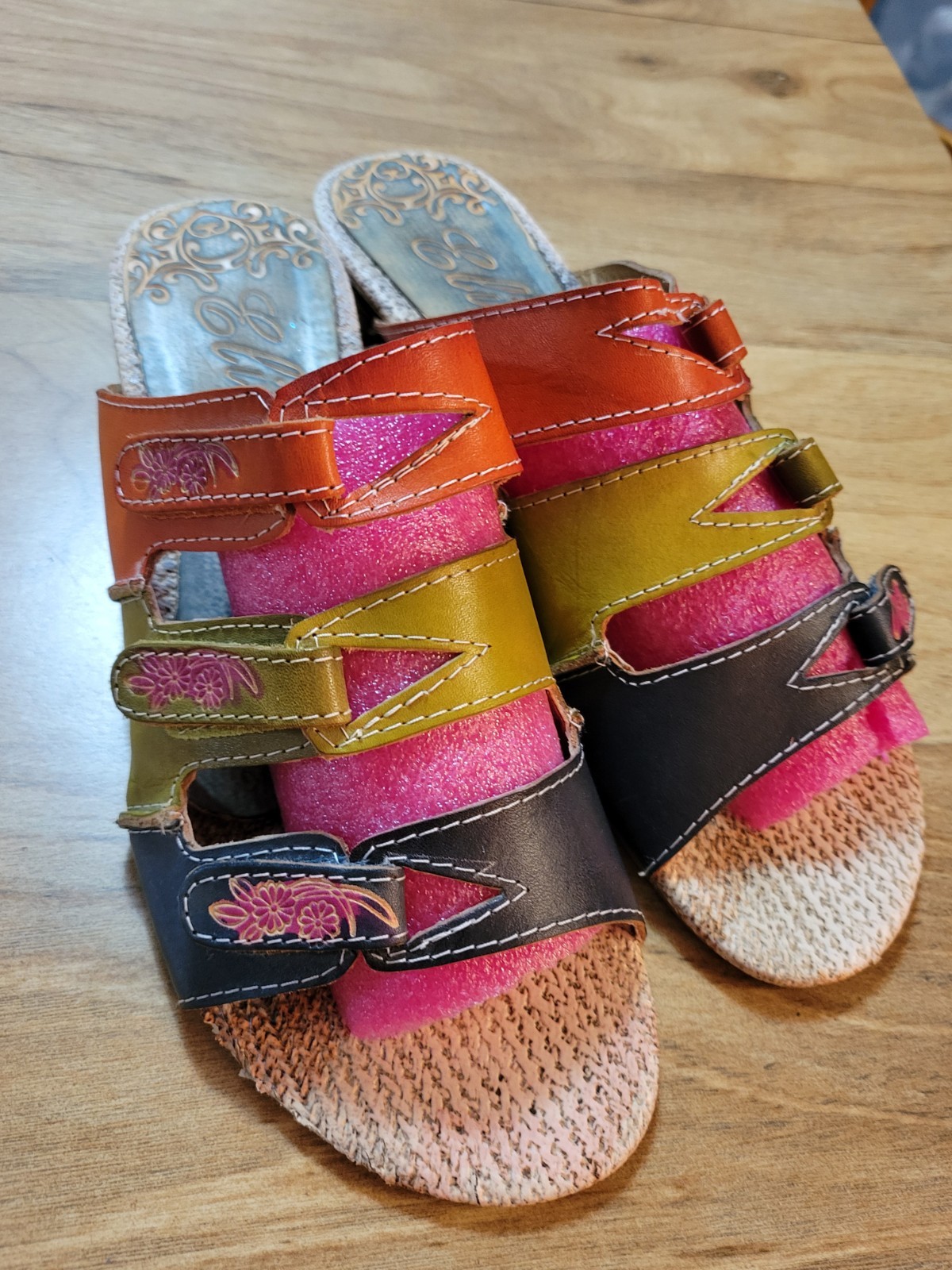 Elite By CORKYS Multicolor Leather Wedge Sandal Sz 10 Style Name: Sunny. Clean