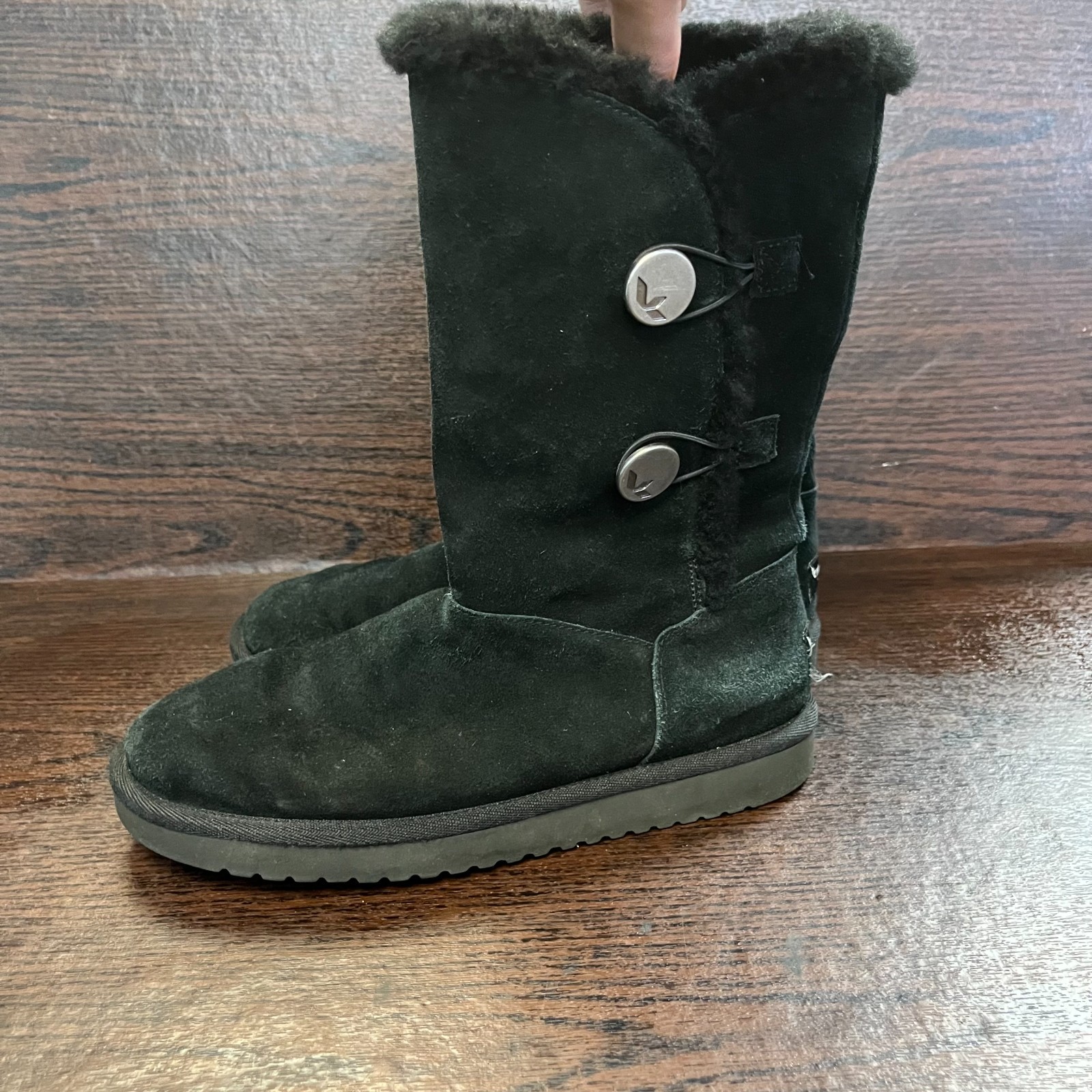 Koolaburra by UGG Women Victoria Tall Boots Size 7 Black Suede Shearling 1096409