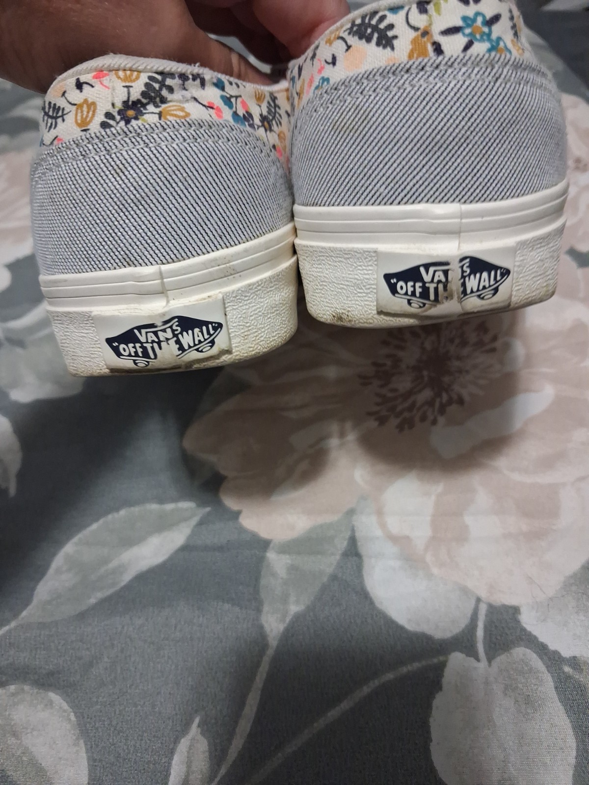 VANS Size 6.5 In Great Condition Multicolor Floral / Denim Look Women’s Shoes