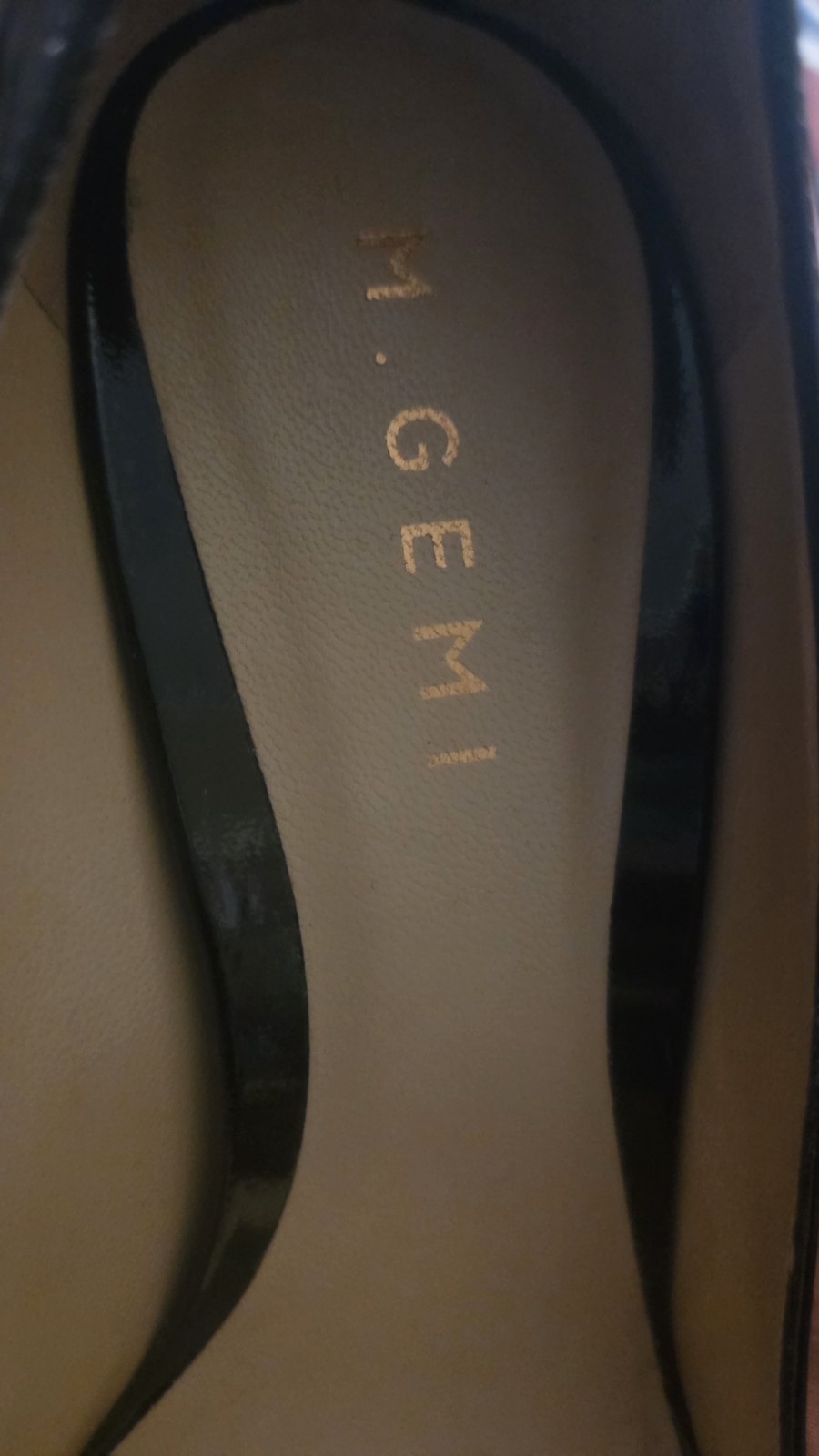 M. GEMI BLACK STILETTO, SIZE 39 (US 8.5) – See SIZE Chart