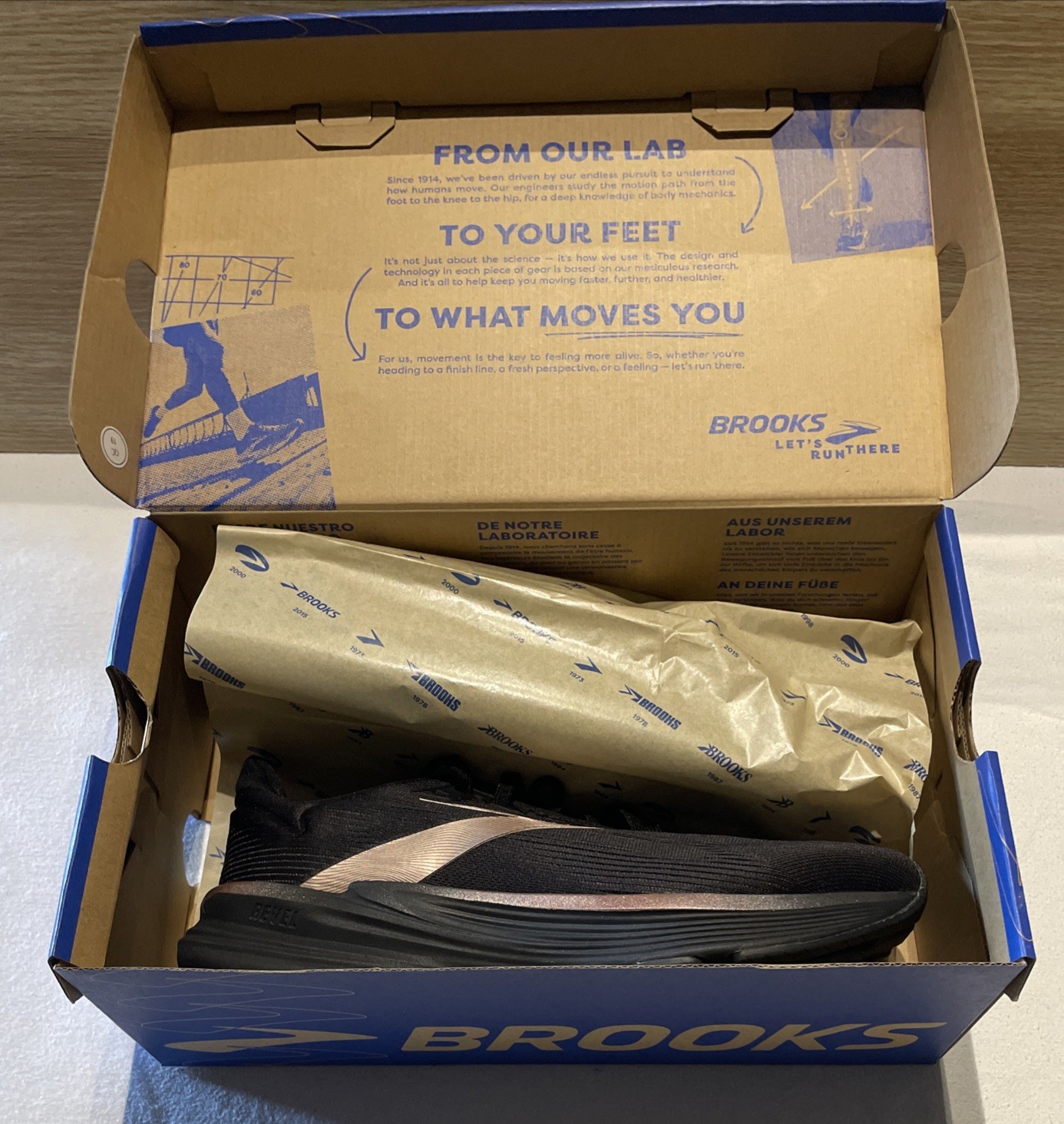 Brooks Revel 8 Women’s Size 6.5 Black/Rose Gold Running Shoes