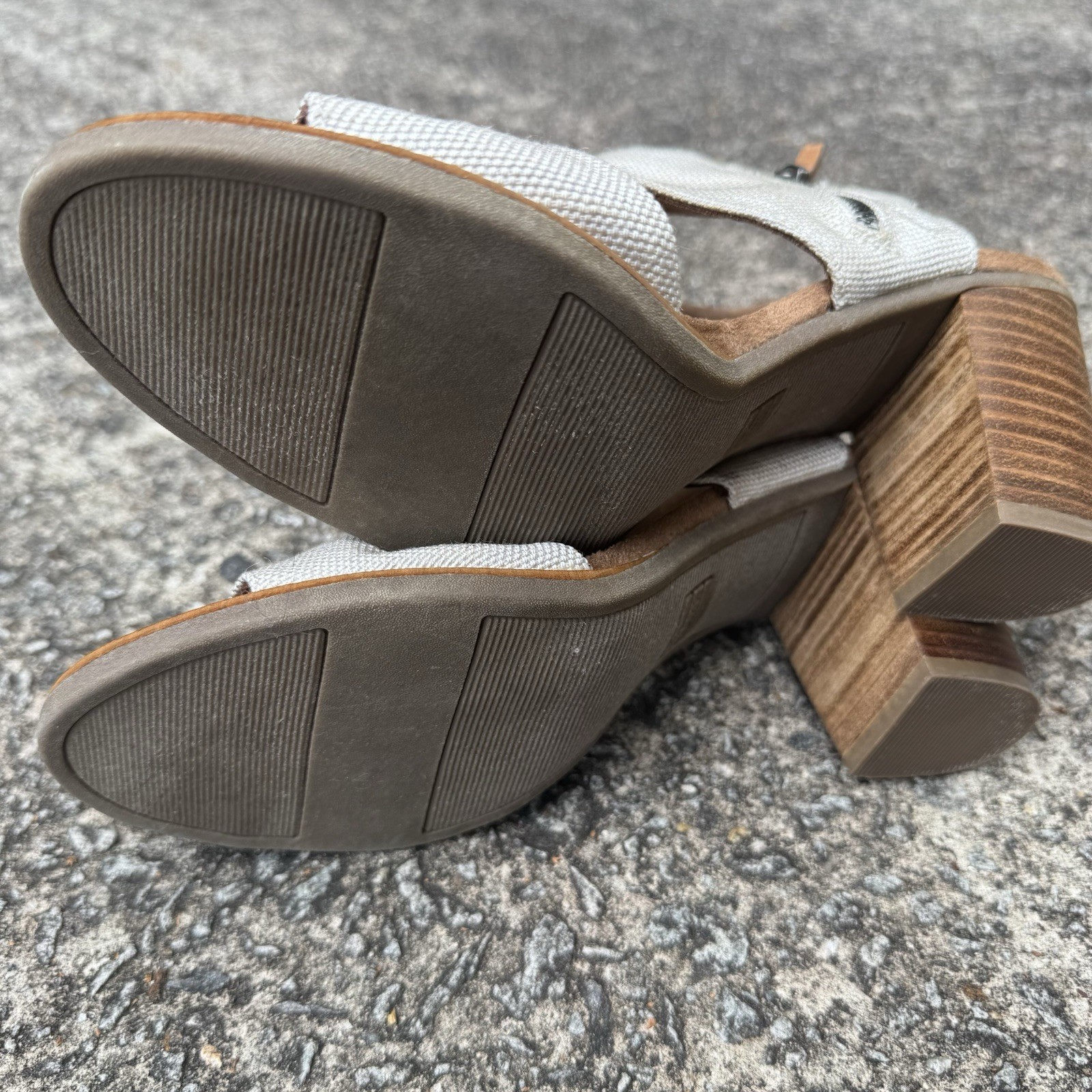Toms Majorca Cutout Sandal Women’s 9 Cream Beige Tan Woven Block Heel Shoe