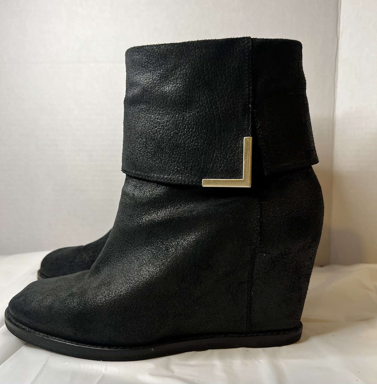 Women’s Johnston & Murphy Black Suede Leather 3” Wedge Heel Ankle Boots 9M