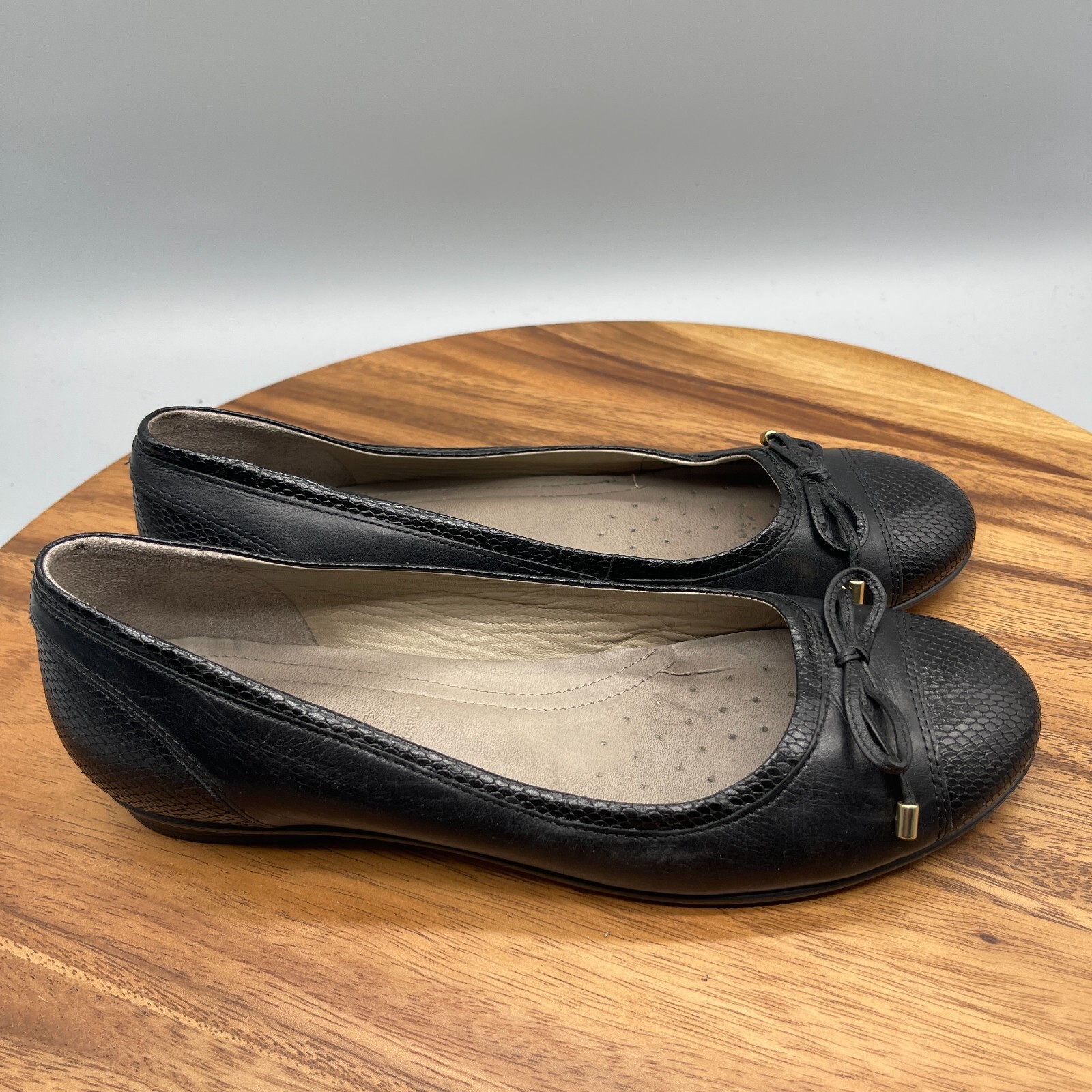 Ecco Touch Ballerina Flats Womens Size 7 / 38 Black Bow Comfort Loafers Shoes