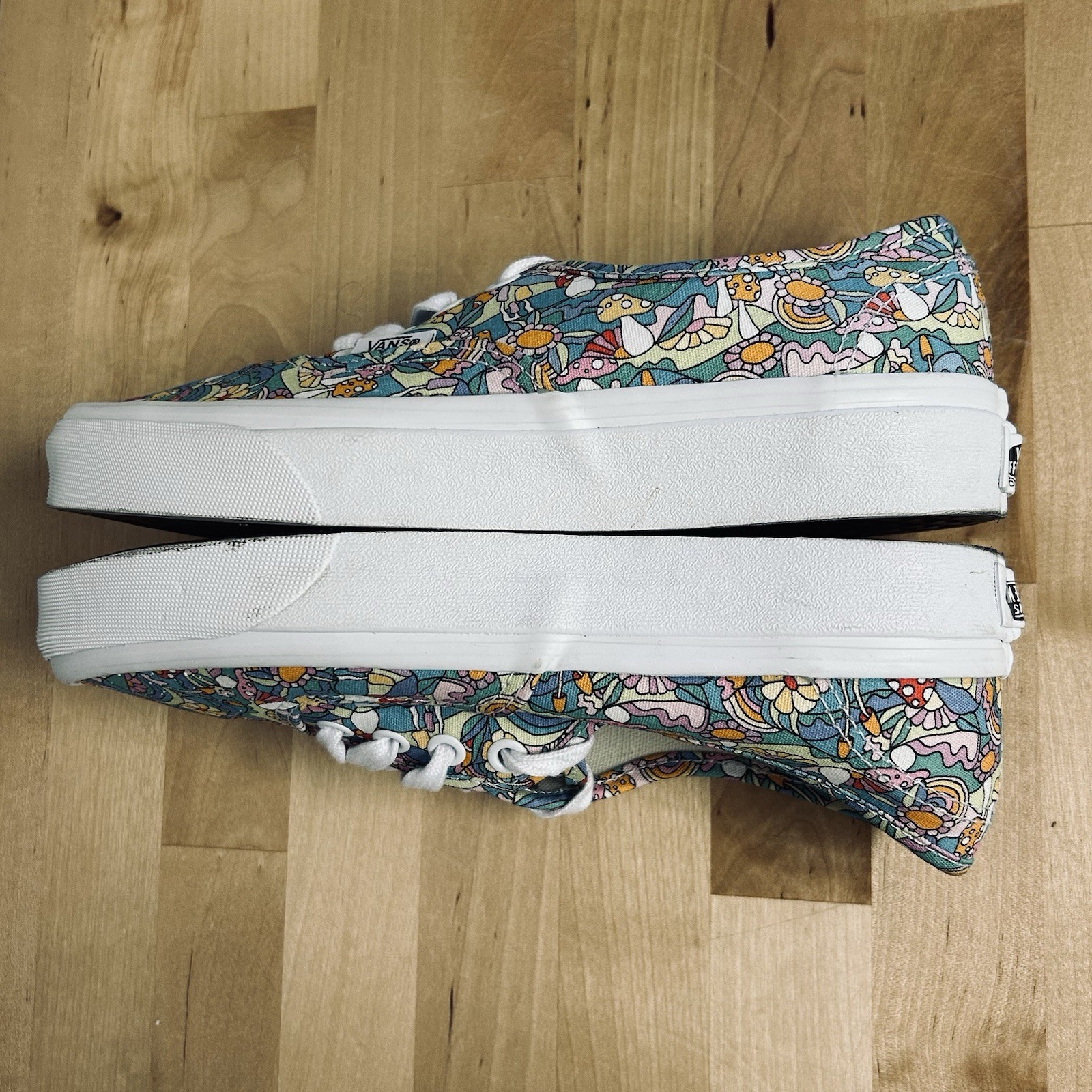Vans Sneakers Trippy Mushrooms Womens Sz7 Floral Psychedelic Hippie Goblincore