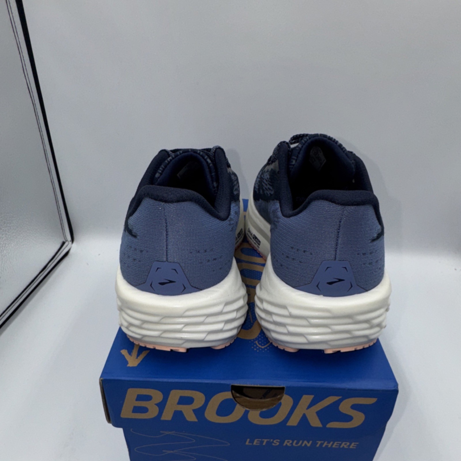 Brooks Launch 11 Peacoat Blue Peach Women’s Sneakers 120439-1B-483