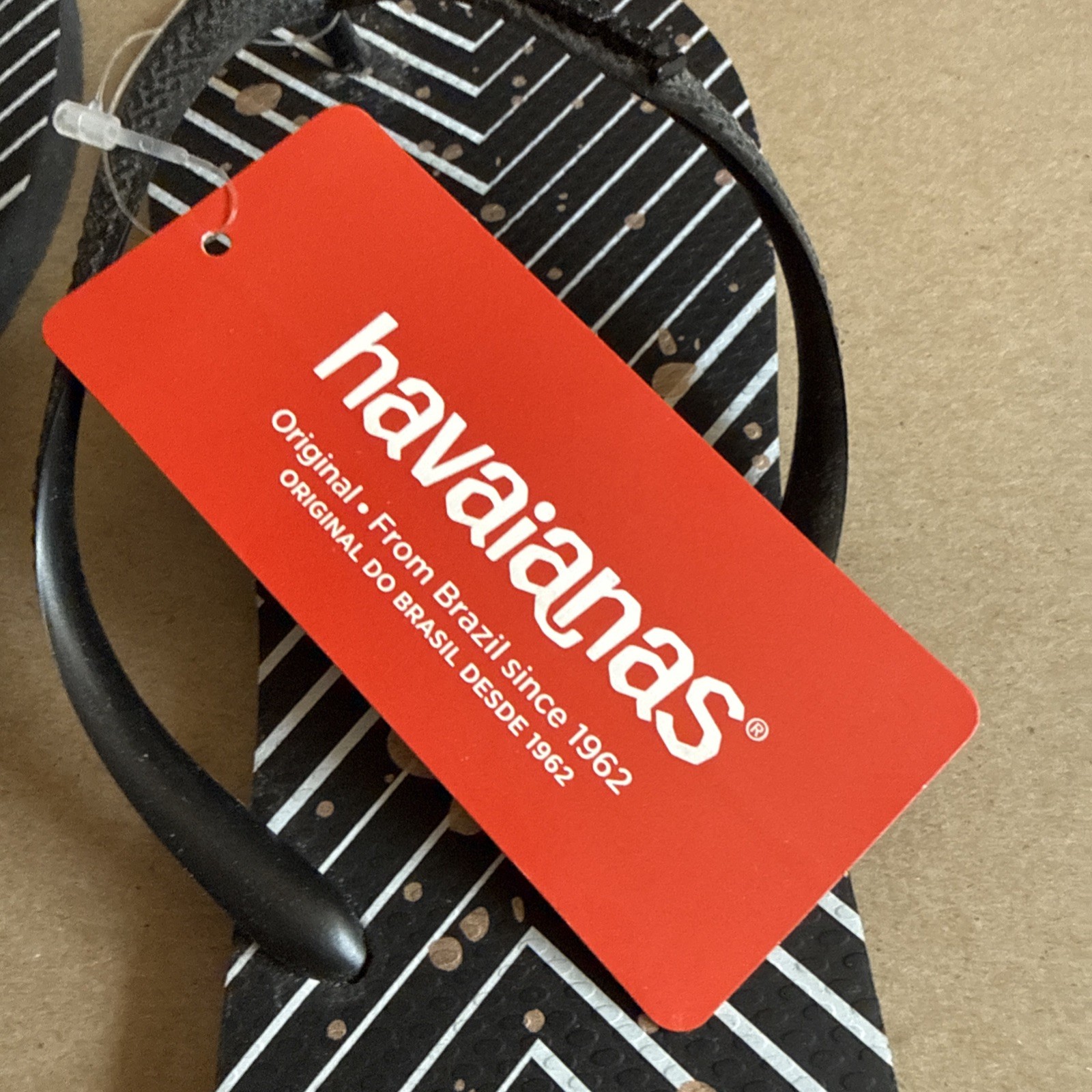 Havaianas Slim Black Geometric White Chevron Gold Circles EU 41/42 – New