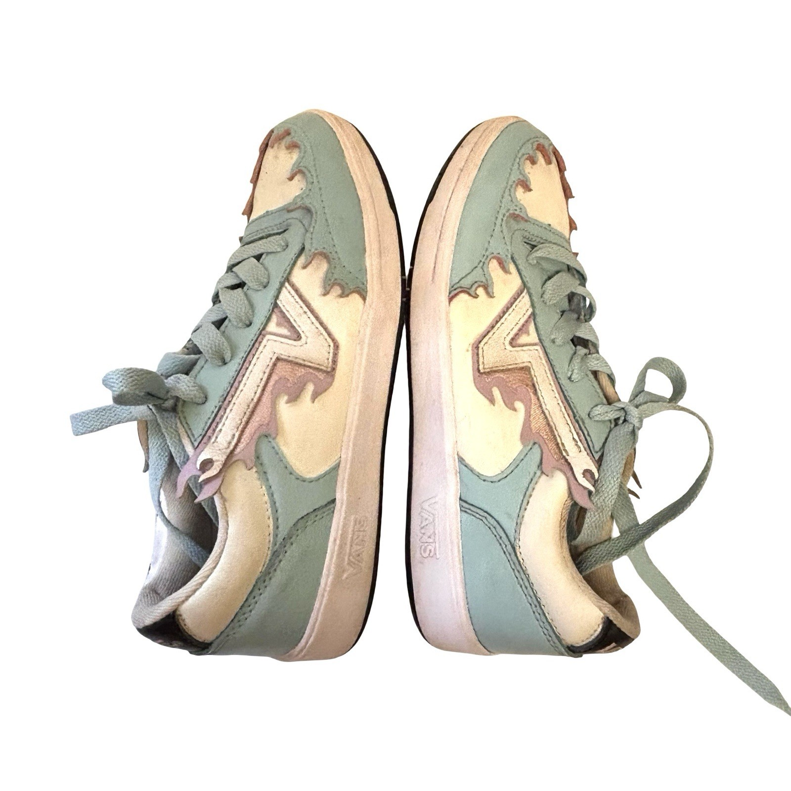 VANS Lowland CC Flame Sneakers Men 5 Women 6.5 Light Blue And White Leather