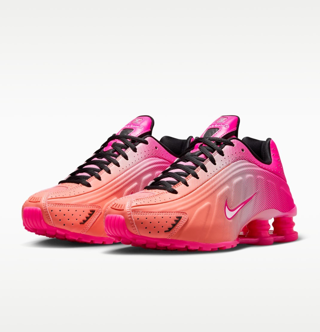 NIKE Women’s Shox R4 IH2343-600 Hyper Pink Pink Black Pink Foam