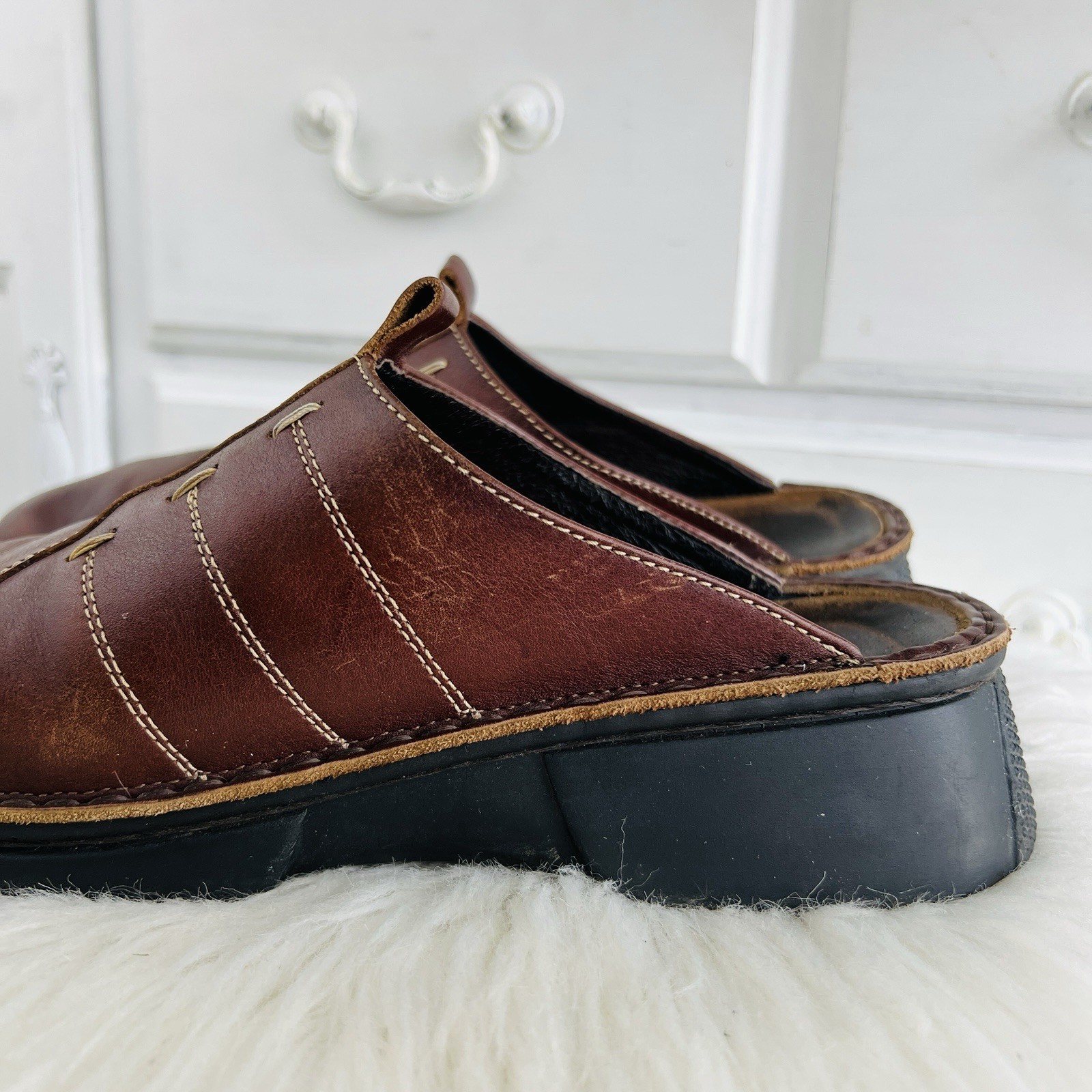 Naot Brown Oiled Leather Slip on Comfort Mules Clogs Padded Footbed EU40 US9-9.5