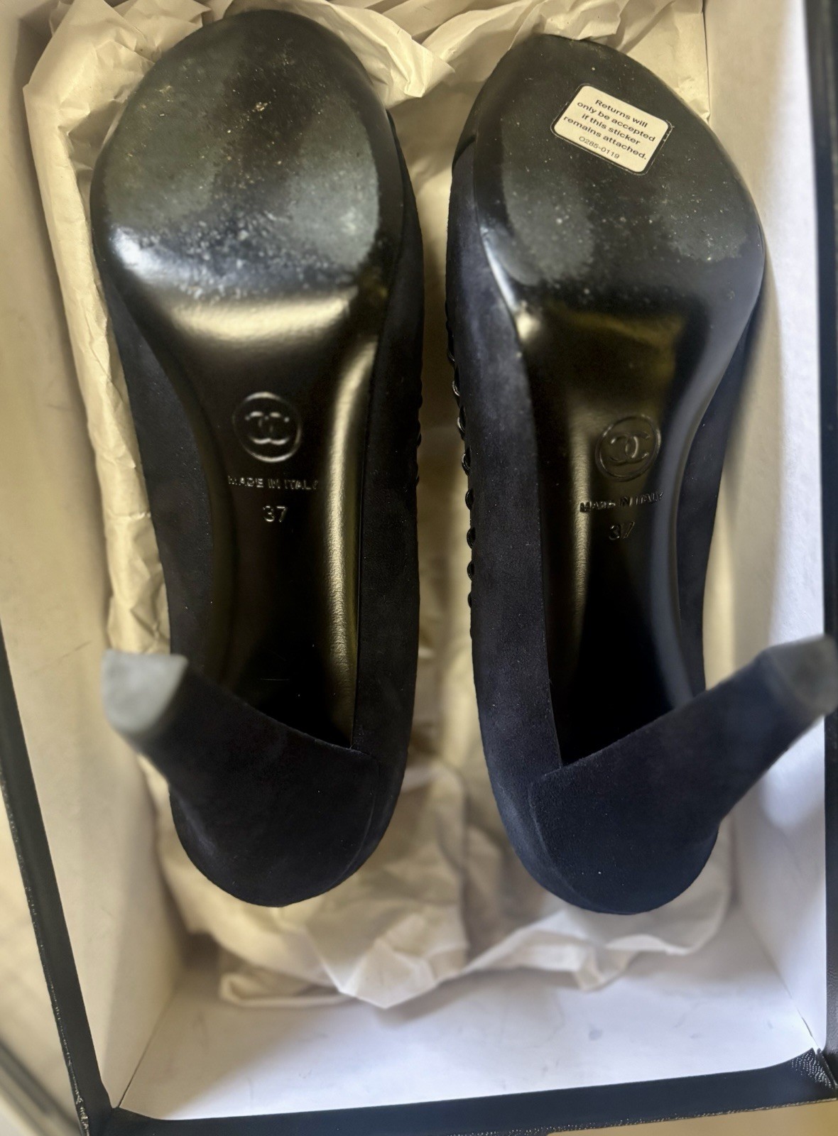 CHANEL Suede Pumps Leather CC Logo Size 37 Rare Beautiful