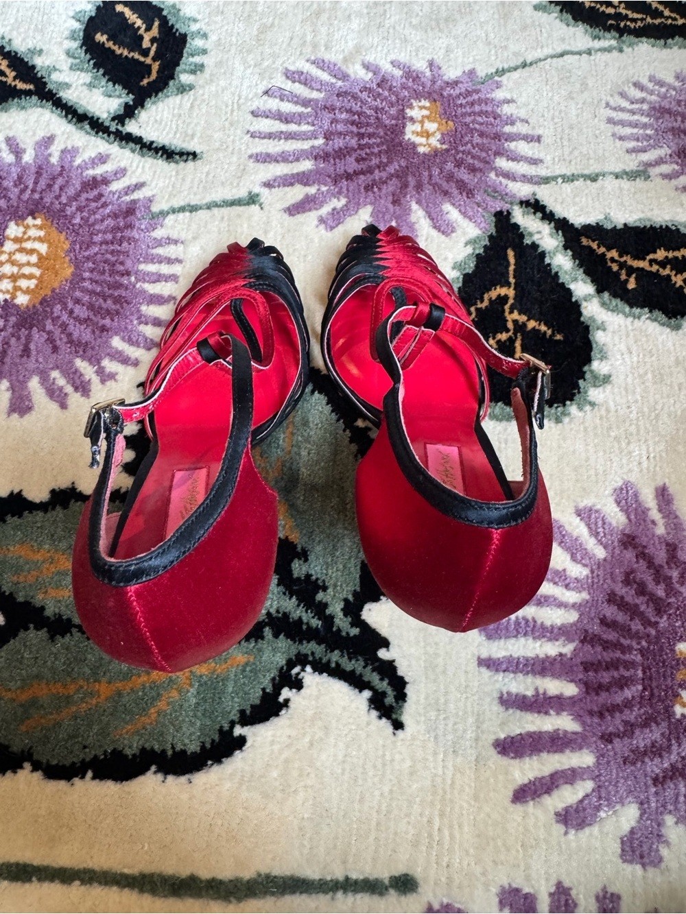 Vintage Betsey Johnson Red and Black Satin Strappy T‑Strap Heels Size 9.5