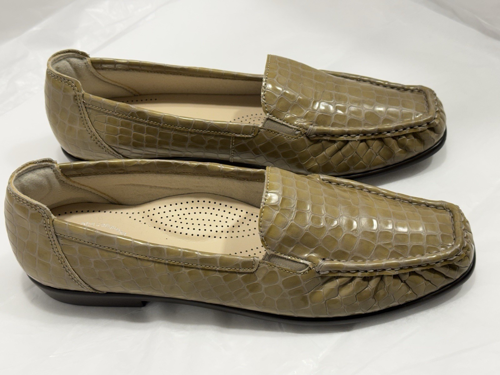 SAS TRIPAD COMFORT Women’s TAN-BROWN Leather Snake Flat Slip On Loafer Shoes 10N