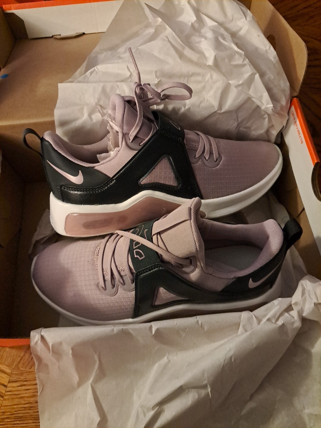 W Nike Air Max Bella TR 5 PRM, Plum Fog, Never Worn, Brand New