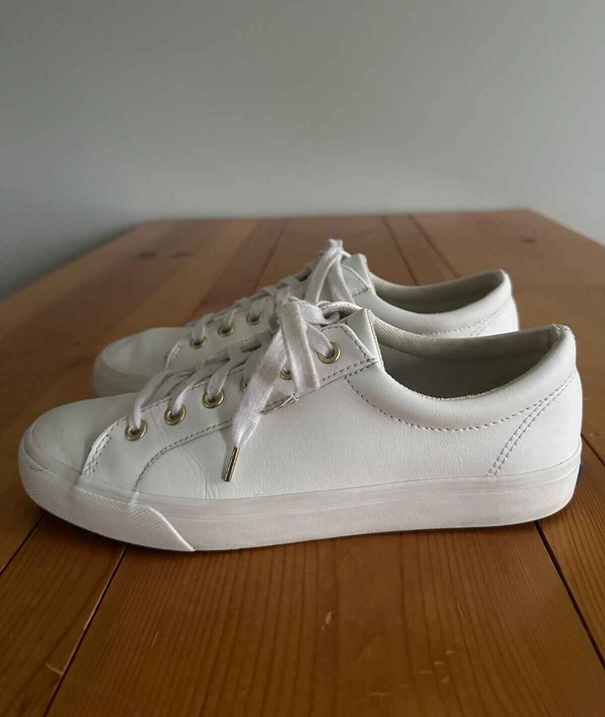 Keds Jump Kick Sneakers Comfort Shoes White Leather Athleisure Women’s 10M