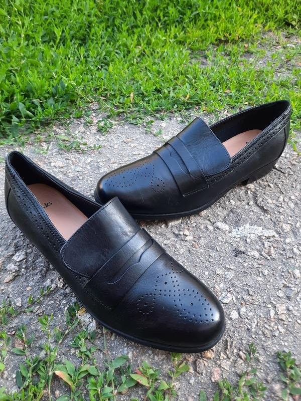 women clarks loafers black leather 39.5 #7A5A