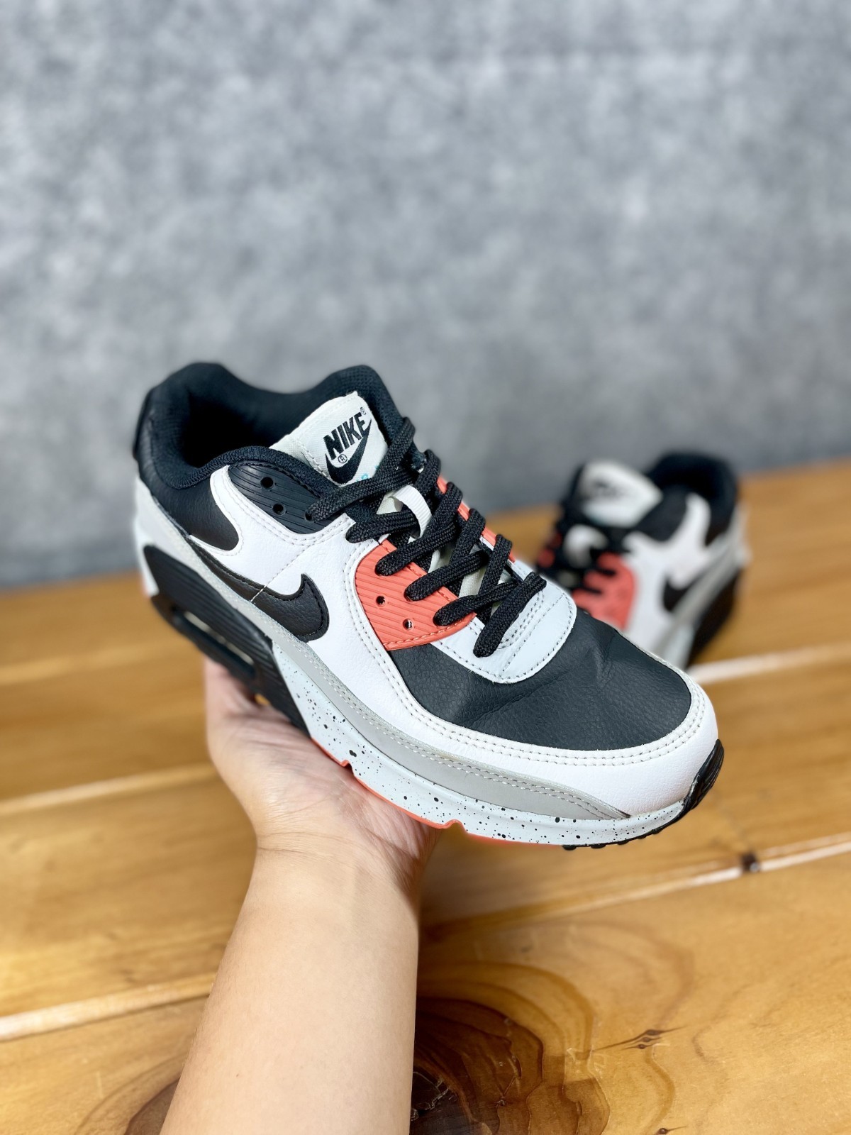 Nike Air Max 90 LTR GS Youth 6Y Womens 7.5 White Black Turf Orange CD6864-110