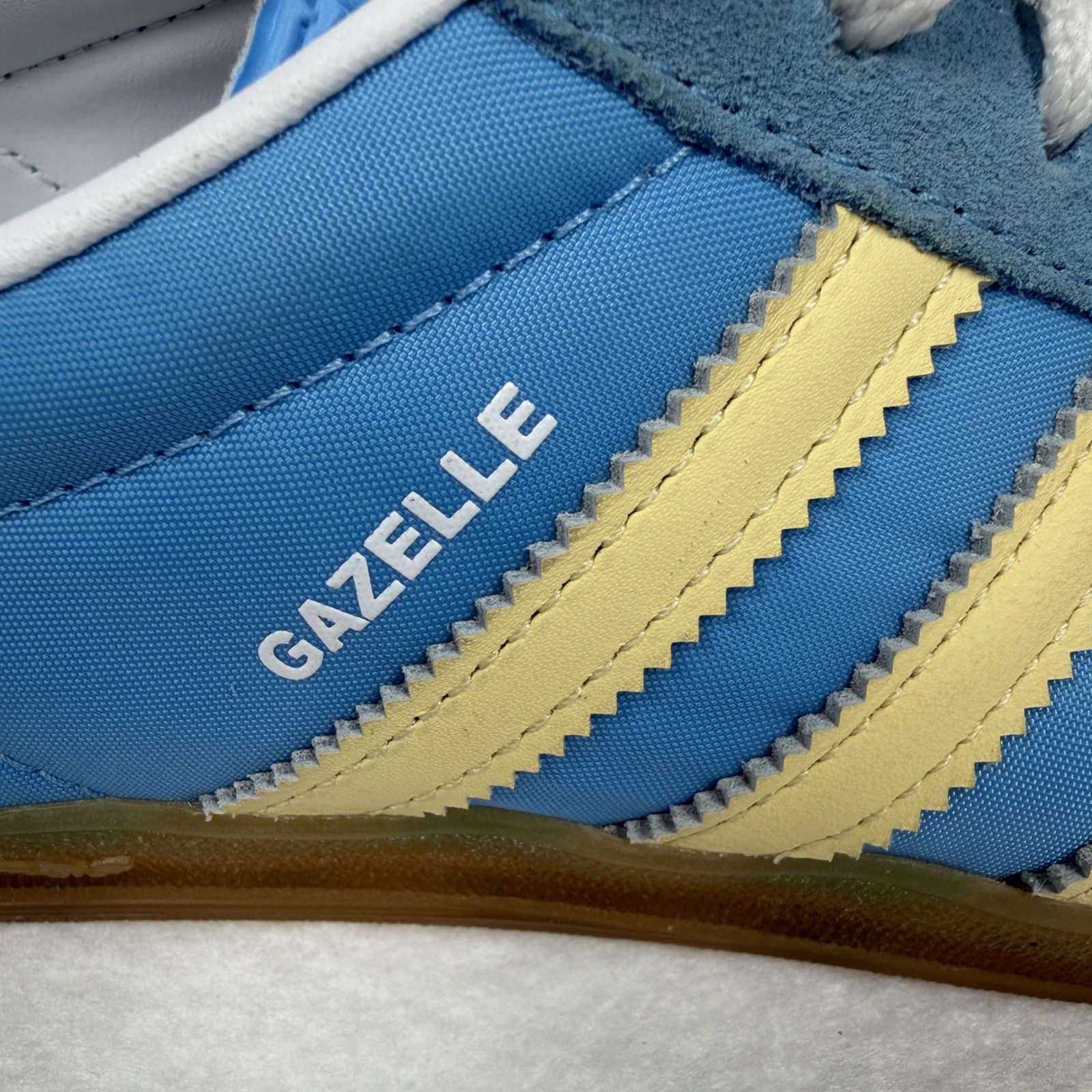 Adidas Gazelle Indoor Blue Yellow Gum Suede Nylon Sneakers IE2960 Womens 7.5