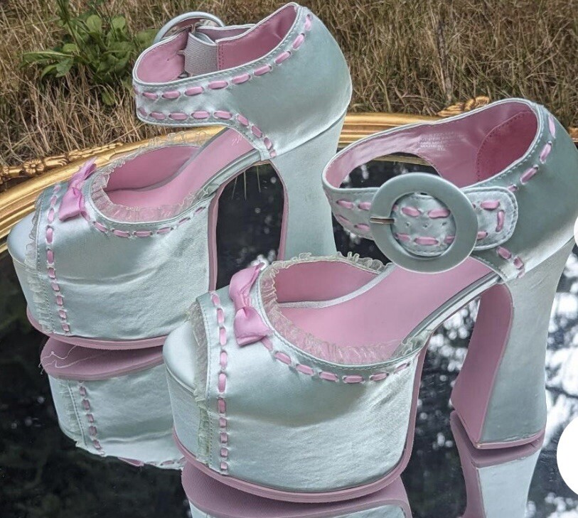 NEW! Sugar Thrillz Dolls Kill Mint Green And Pink Satin Platform Heels Size 5M