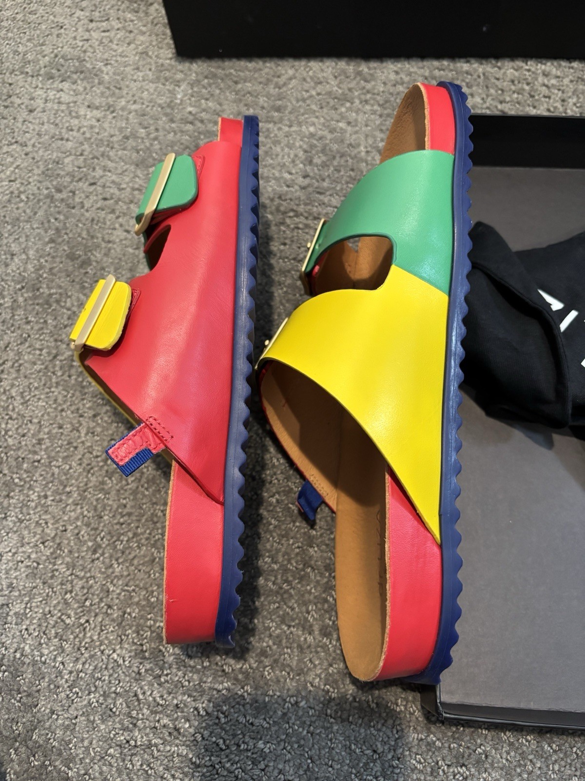 Dr Liza Rainbow Slides size 9