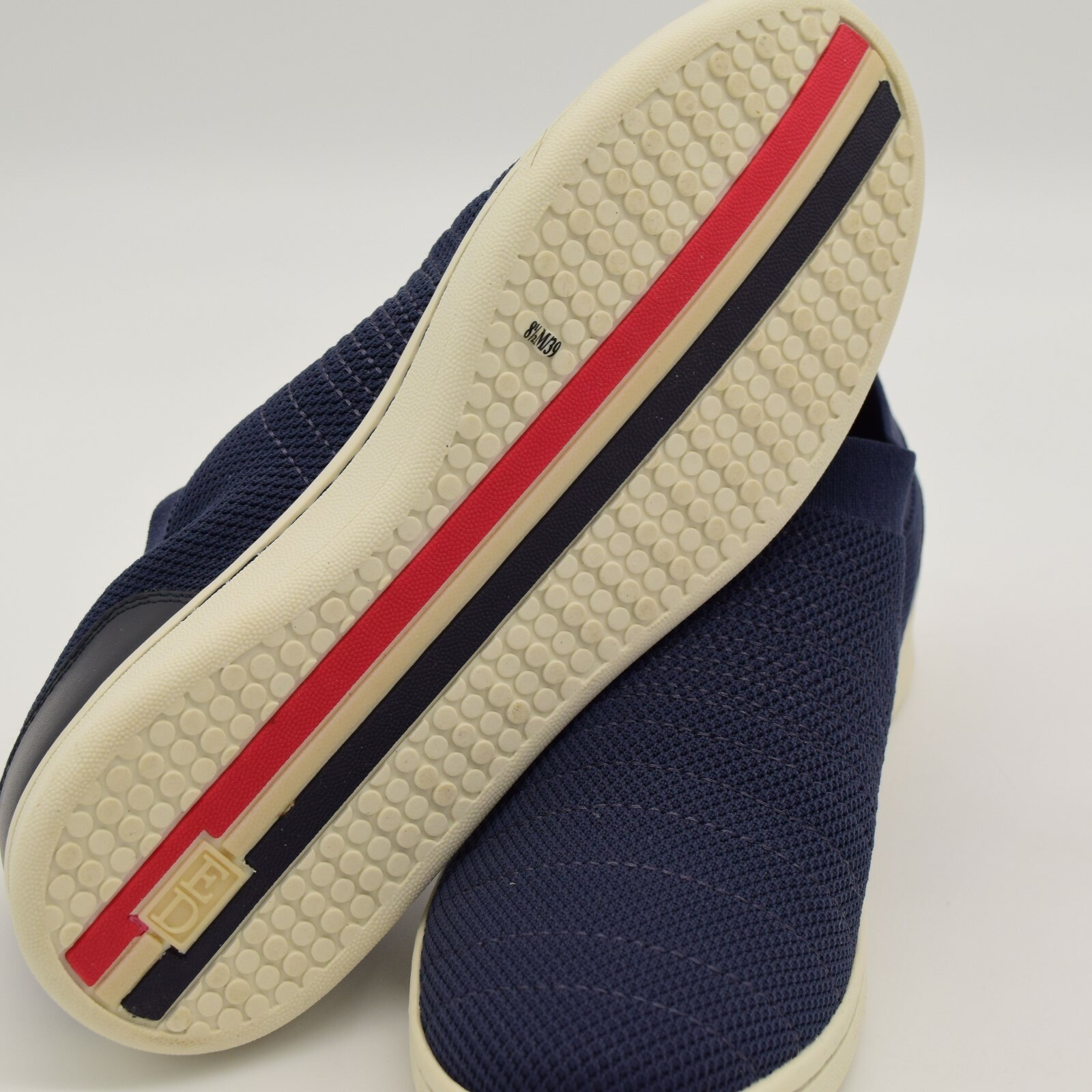 ED Ellen Degeneres Shoes Womens Chalibre Sneaker 8.5 Navy Slip On Cushion NEW