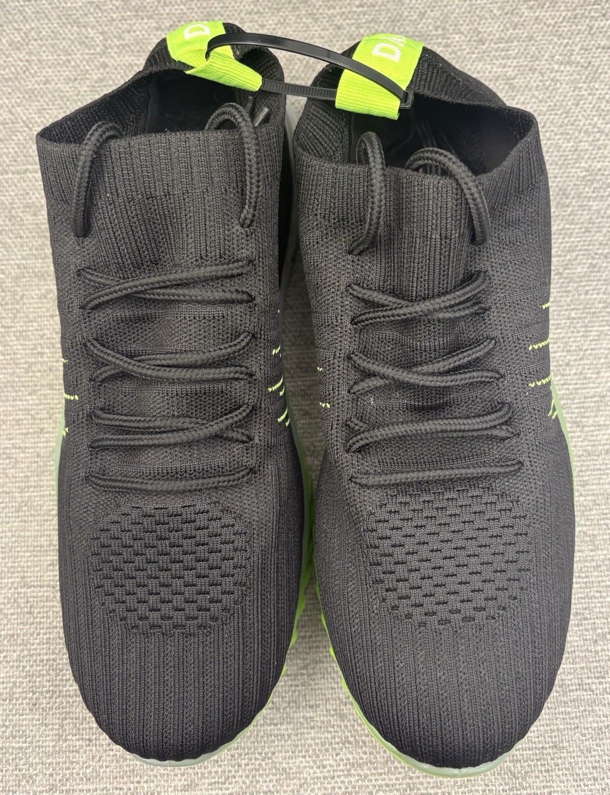 Danskin Womens Positive Black Lime Athletic and Training Shoes 9 Medium New