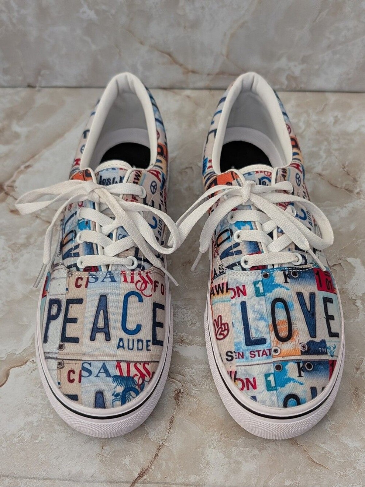 Yes We Vibe Casual Low-Top Graphic Lace-Up Sneakers – Multicolor Woman’s Sz 7