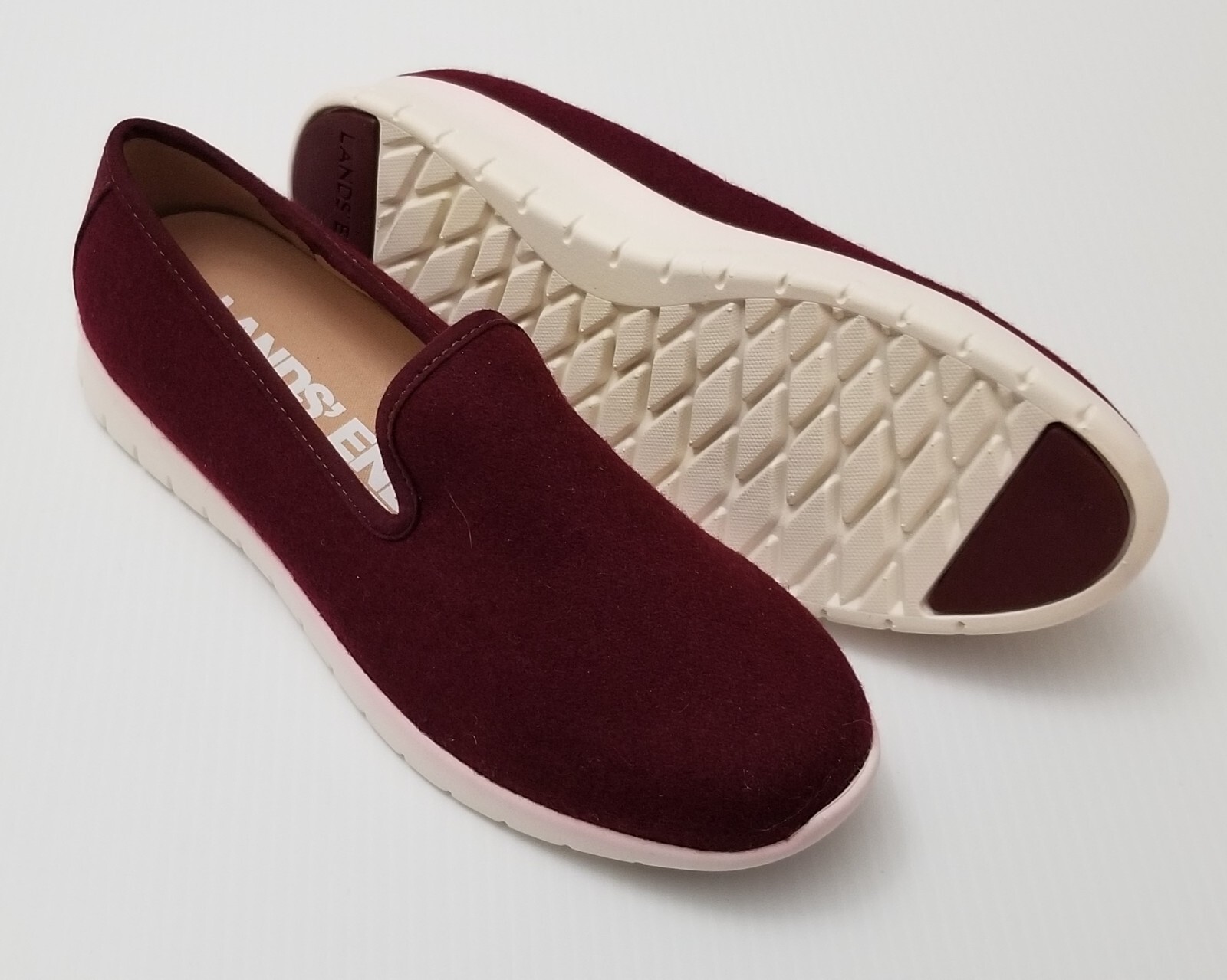 Lands End Womens 501815 Lightweight Comfort Wool Slip On Shoe Deep Claret 6D EUC