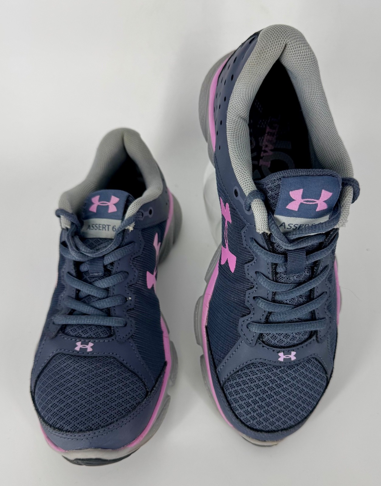 EUC Under Armour Micro G Assert Six Gray Navy Lavender Running Shoes Womens Sz 7