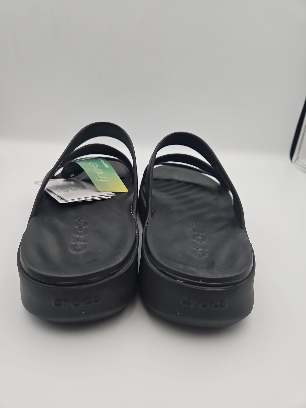 Crocs Getaway Strappy Sandals Women’s Size 7