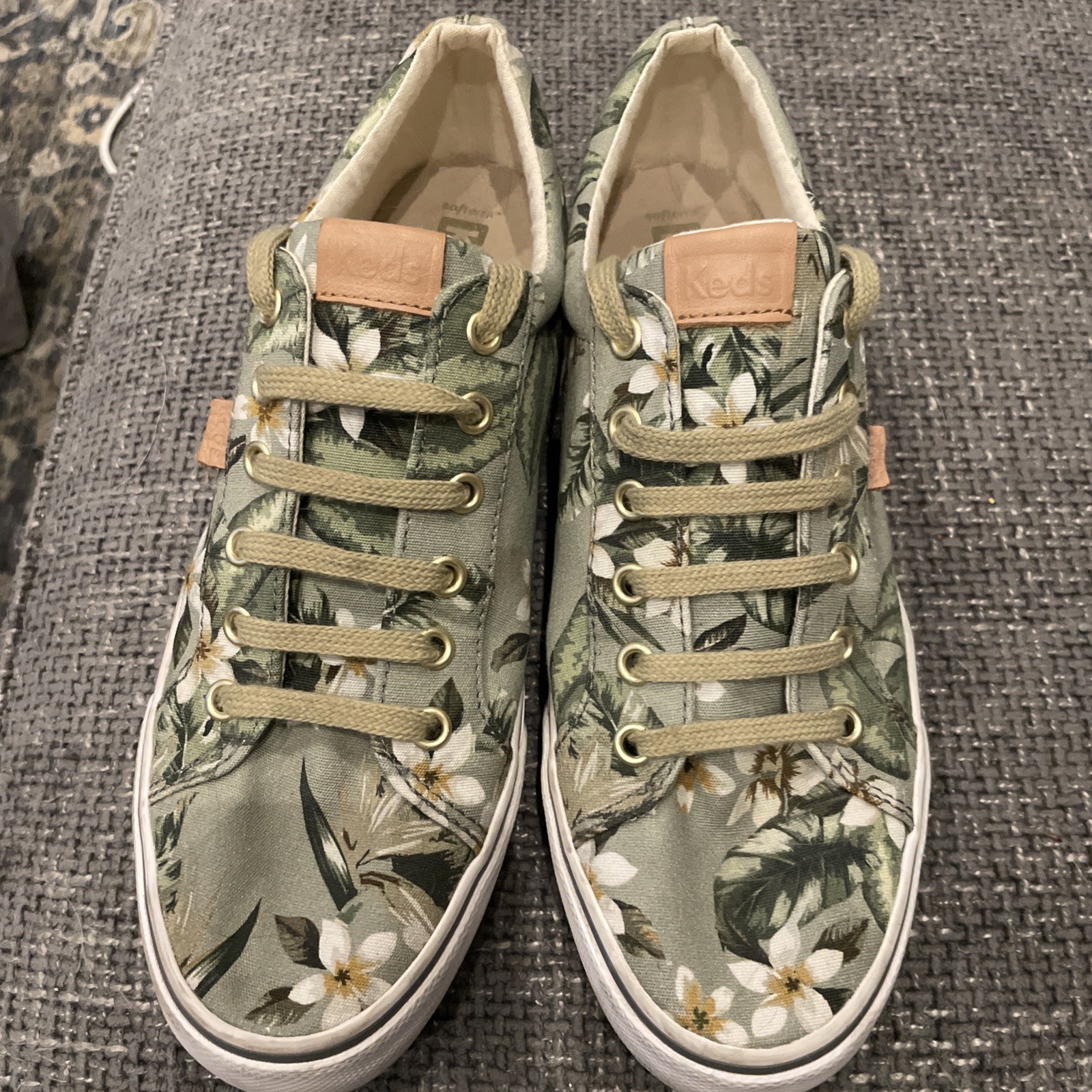 KEDS Jump Kick Tropical Print Size 10 Canvas Sneakers Women’s Cream/Green Laceup