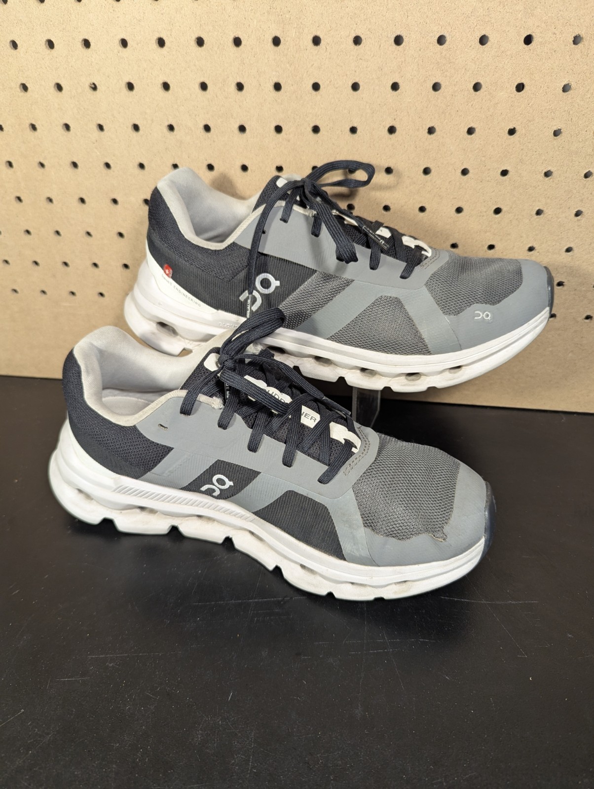 On Cloudrunner Running Shoes 46.98643 Workout Gym Eclipse Black Gray Women 9