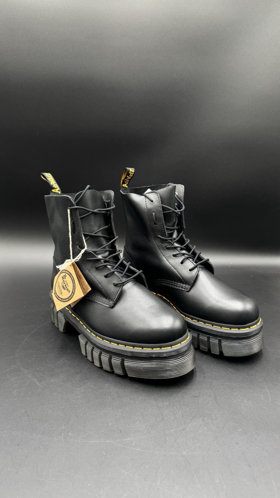 New Dr. Martens Audrick 8-Eye Platform Boots Black Leather Women’s US 10 EU42