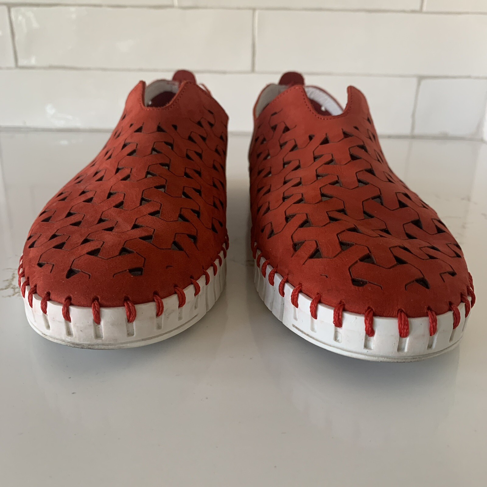 Eric Michael Red Inez Nubuk Leather Shoes Womens 9.5 EU 41 Cutout Slip On Flats