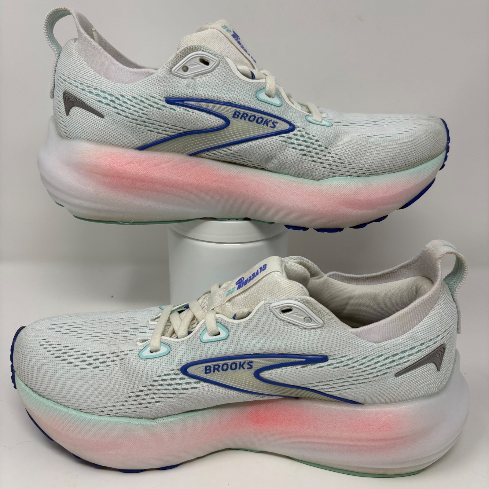 Brooks Glycerin 22 Women’s Size 7.5 White Blue Running Shoes (1204341B110)