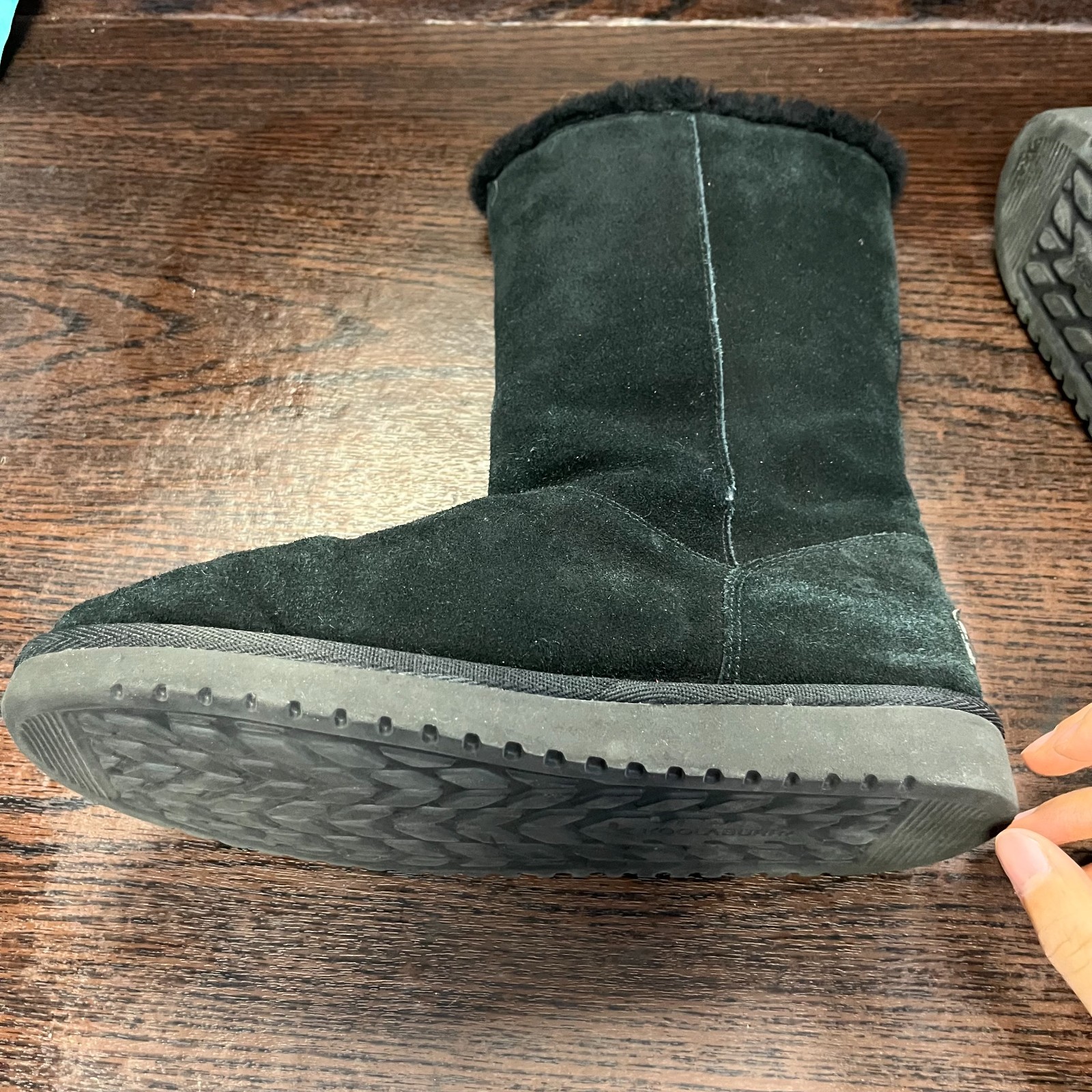 Koolaburra by UGG Women Victoria Tall Boots Size 7 Black Suede Shearling 1096409