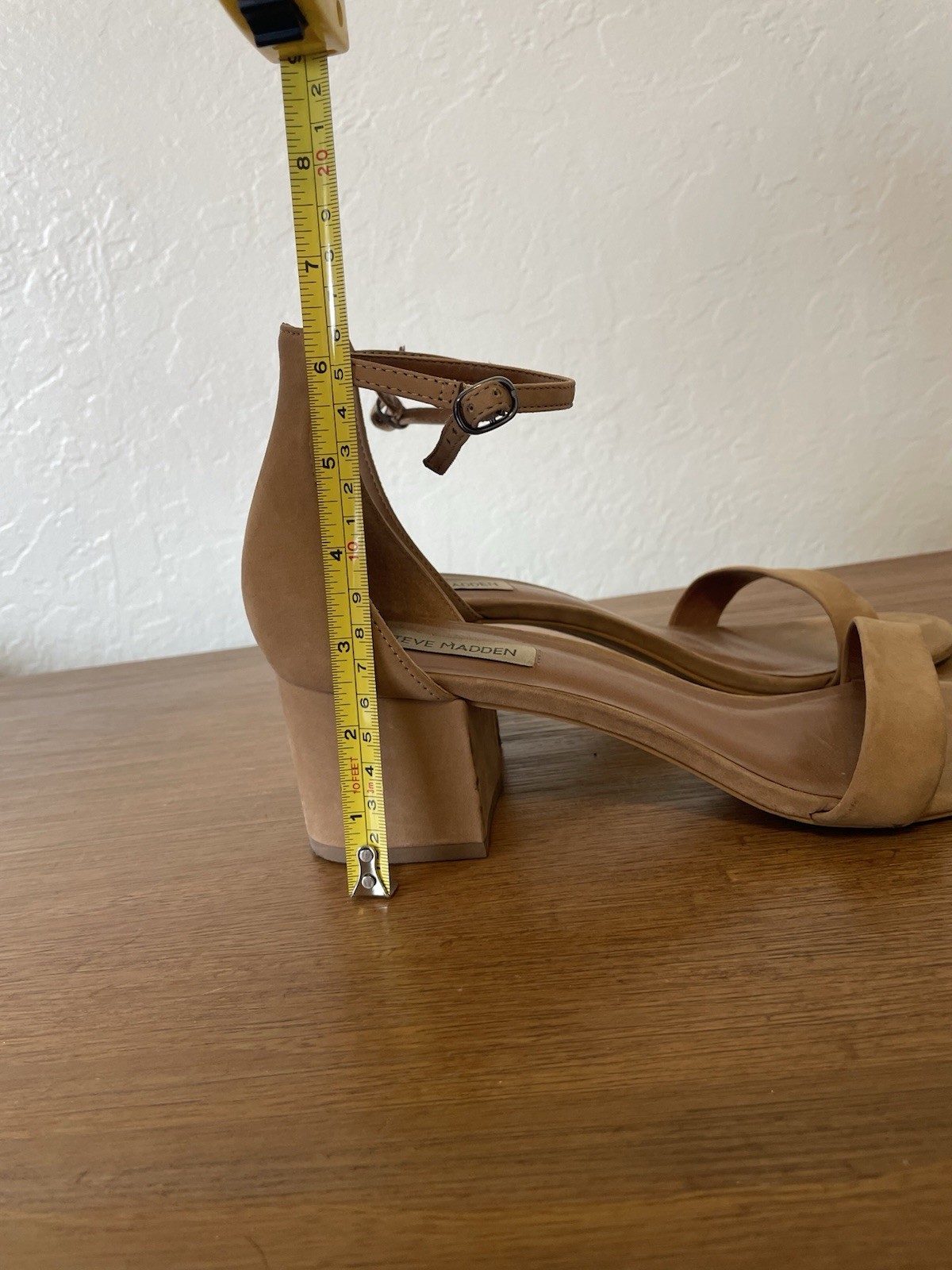Steve Madden Beige Suede Ankle Strap Block Heel Open Toe Sandals 10