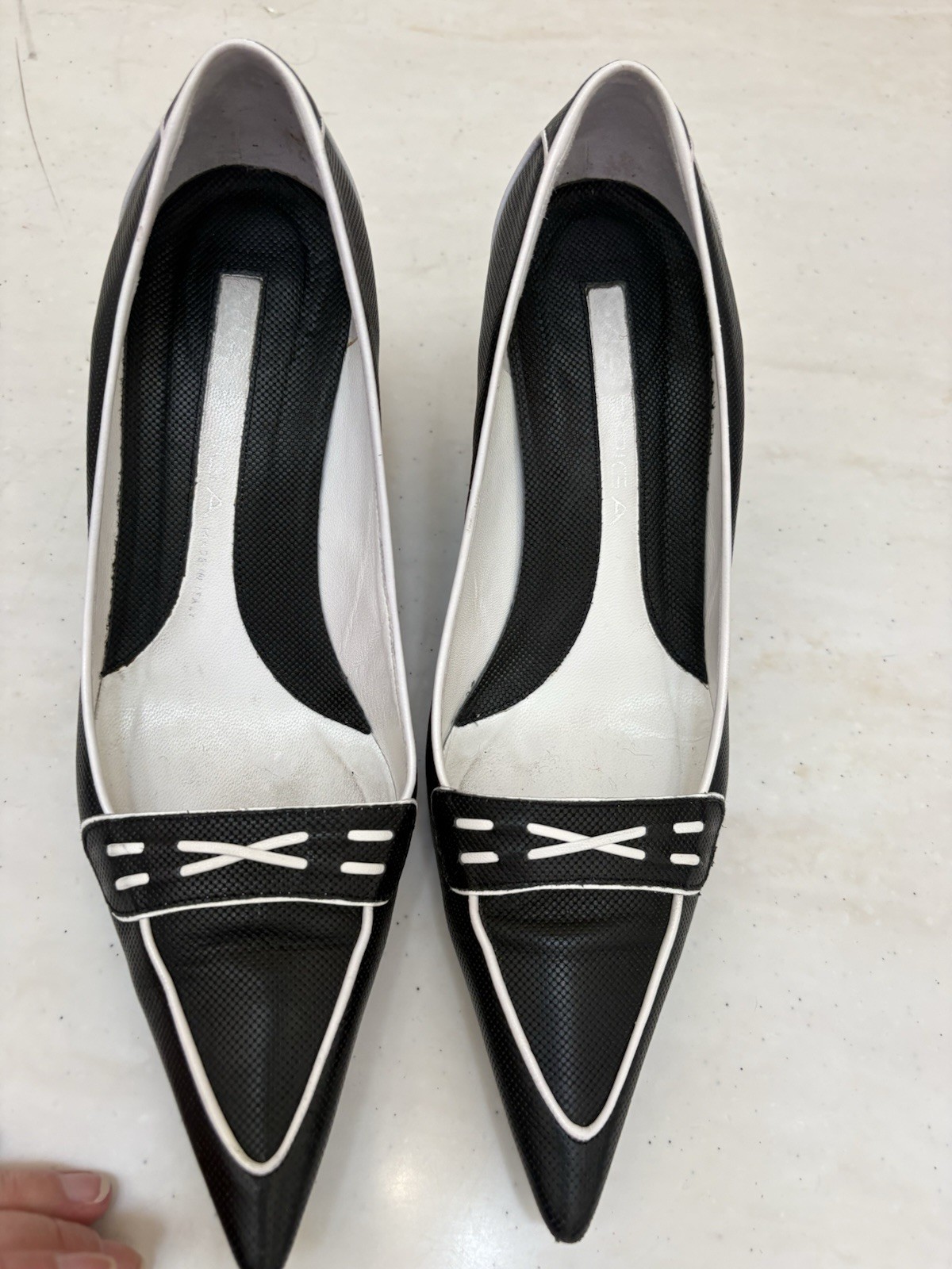 Via Spiga Women’s Black/White Pointed Toe Pump Stiletto Slip On US 8.5 M