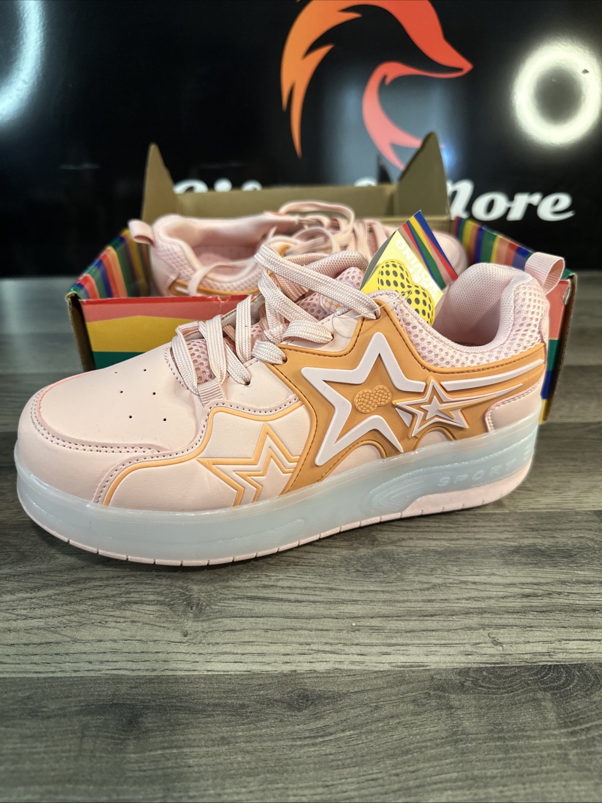Woman’s Size 9 LED Light Skate shoes Roller Shoes Wheel shoes Sport Flashing !