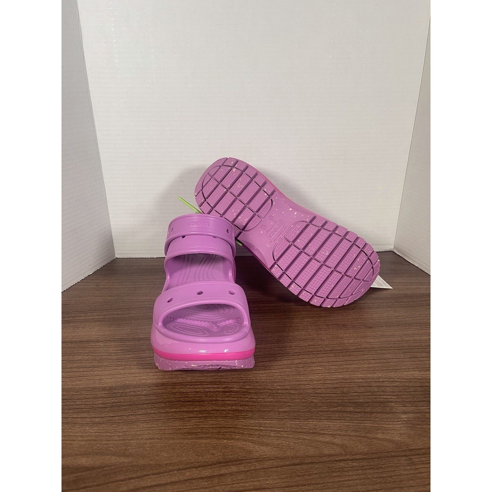 Crocs Mega Crush Platform Clog Sandal 207989-6wq Bubble Women’s 8/Men’s 6💗NWT