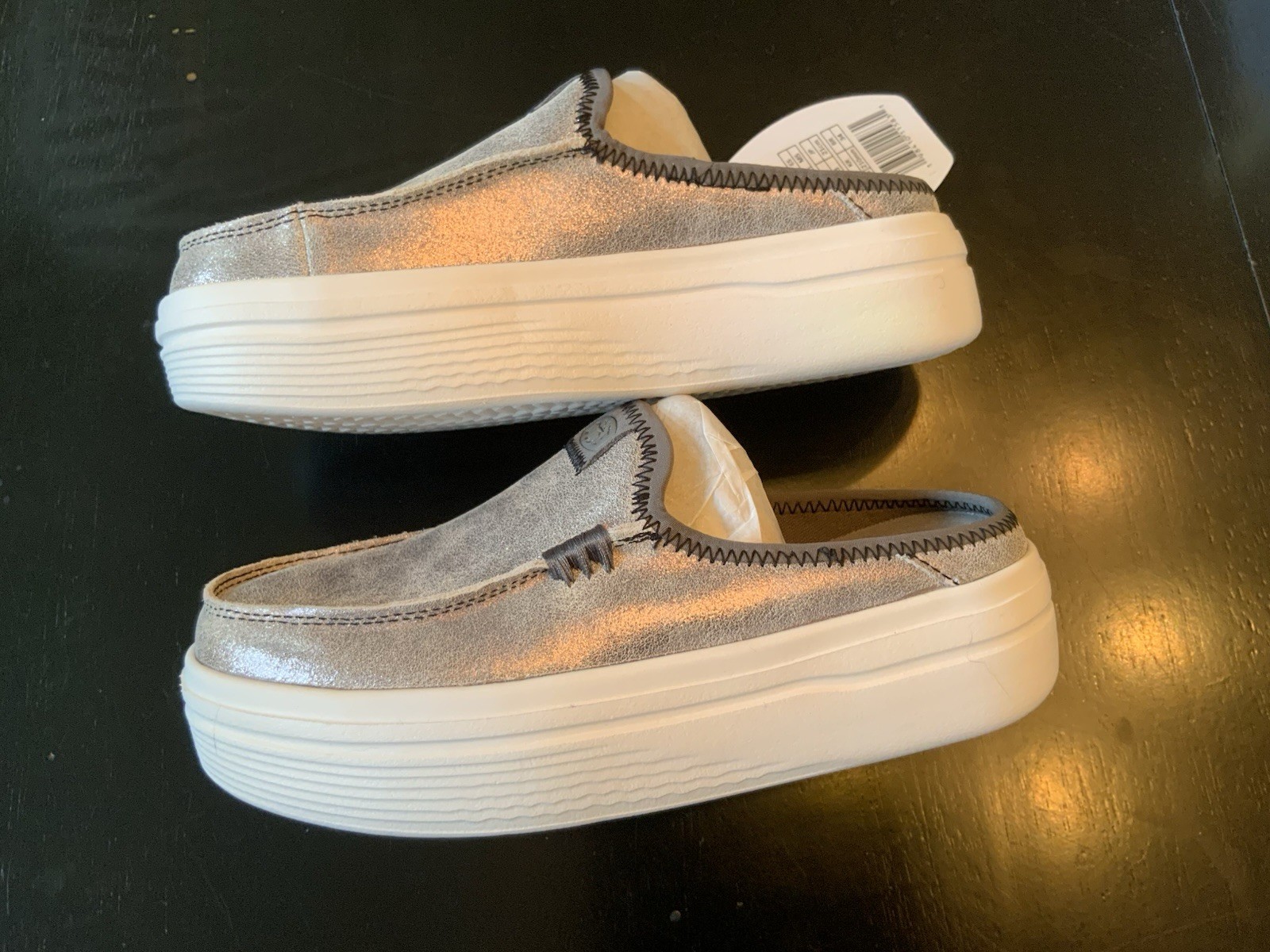 Hey Dude Austin Lift Classic Metallic Charcoal Slip-On Women’s US 5 EU 36