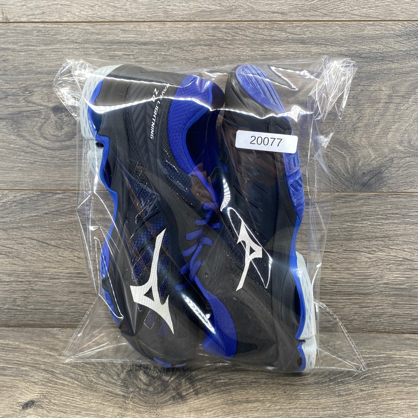 Mizuno Wave Lightning Z4 Women Volleyball Shoes Size 8 Blue Athletic Sneakers